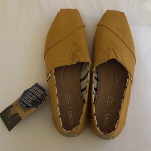 TOMS Men's Mustard Slip-On Loafers